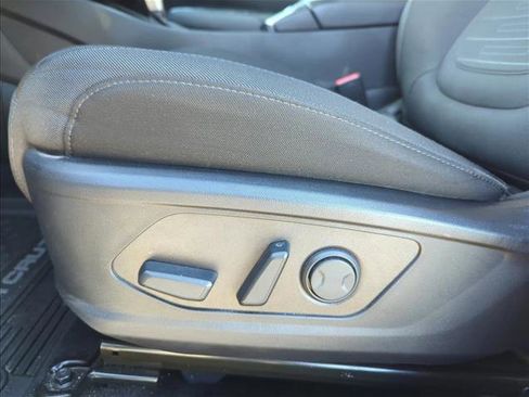 Used 2022 Hyundai Santa Cruz SEL Premium image 8