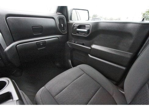 Used 2022 Chevrolet Silverado 1500 Custom image 13