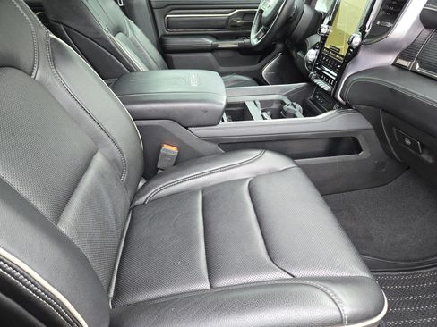 Used 2019 RAM 1500 Limited image 16