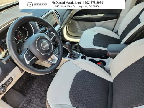 Used 2018 Jeep Compass Latitude w/ Popular Equipment Group FWD image 7