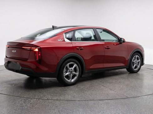 Used 2025 Kia K4 FWD image 9