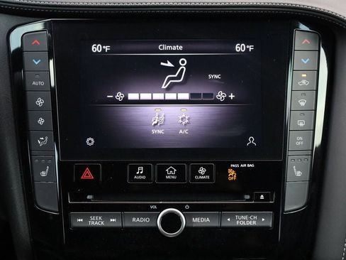 Used 2023 INFINITI QX55 Luxe w/ Cargo Package image 40