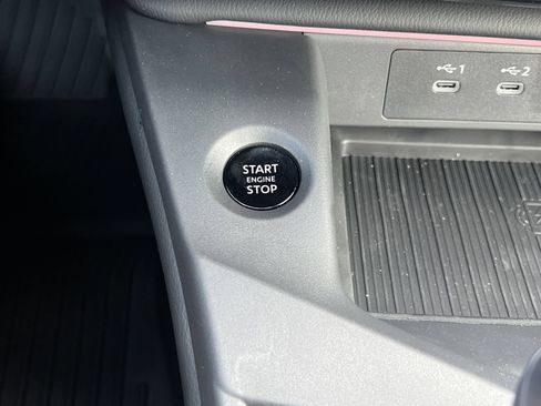 New 2026 Nissan Sentra SR w/ Floor Mat Package FWD image 6