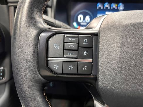 Used 2023 Ford Expedition Max Platinum AWD/4WD image 7
