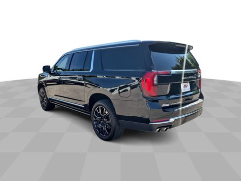 Certified 2025 GMC Yukon XL Denali w/ Sun & Power Step Package AWD/4WD image 7