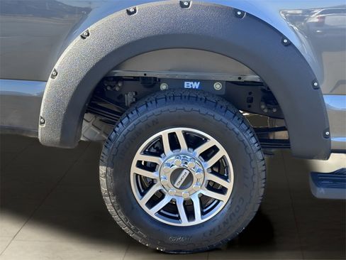 Used 2017 Ford F350 Lariat image 43