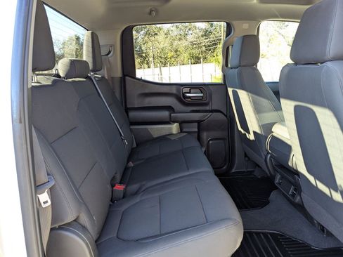 Used 2020 Chevrolet Silverado 1500 Custom w/ Custom Value Package image 26