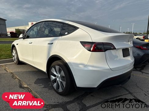 Used 2021 Tesla Model Y Long Range AWD/4WD image 13
