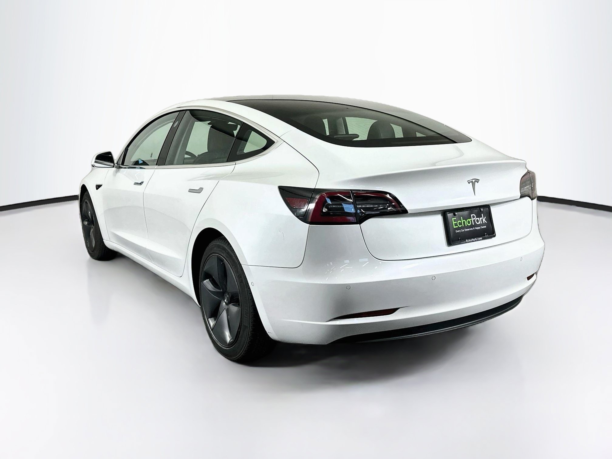 Used 2019 Tesla Model 3 Standard Range Plus RWD image 5