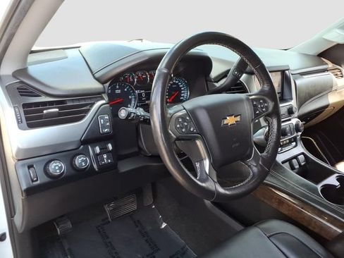 Used 2018 Chevrolet Tahoe LT w/ Luxury Package AWD/4WD image 13
