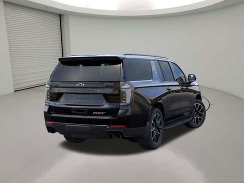 New 2026 Chevrolet Suburban RST w/ Comfort Package AWD/4WD image 4