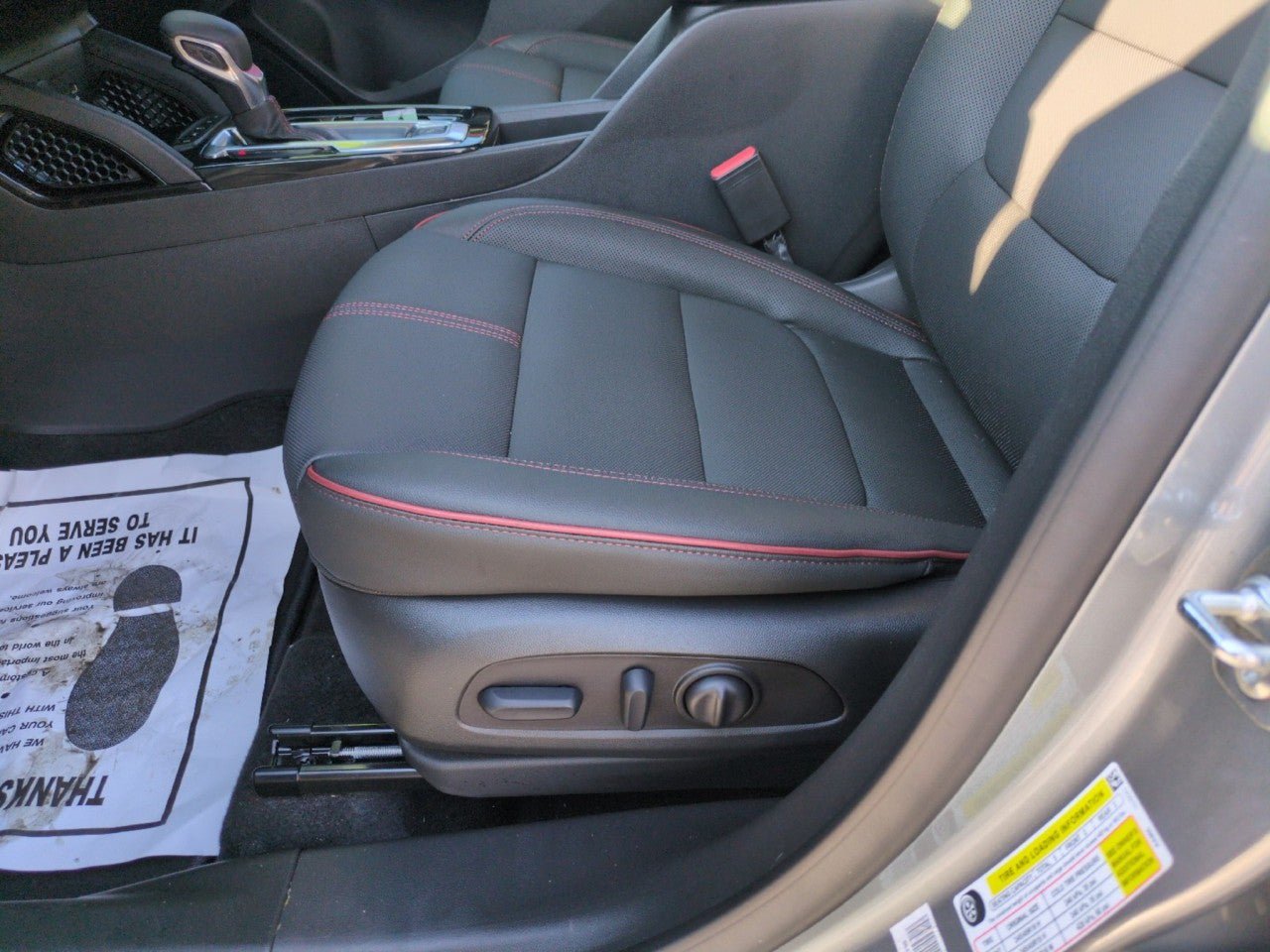 Used 2026 Chevrolet TrailBlazer RS w/ Convenience Package AWD/4WD image 13