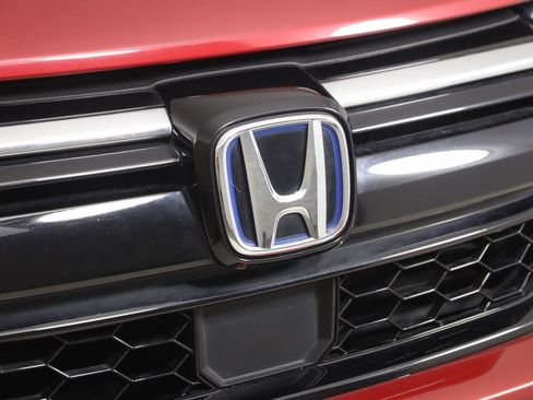 Used 2022 Honda CR-V Touring image 16