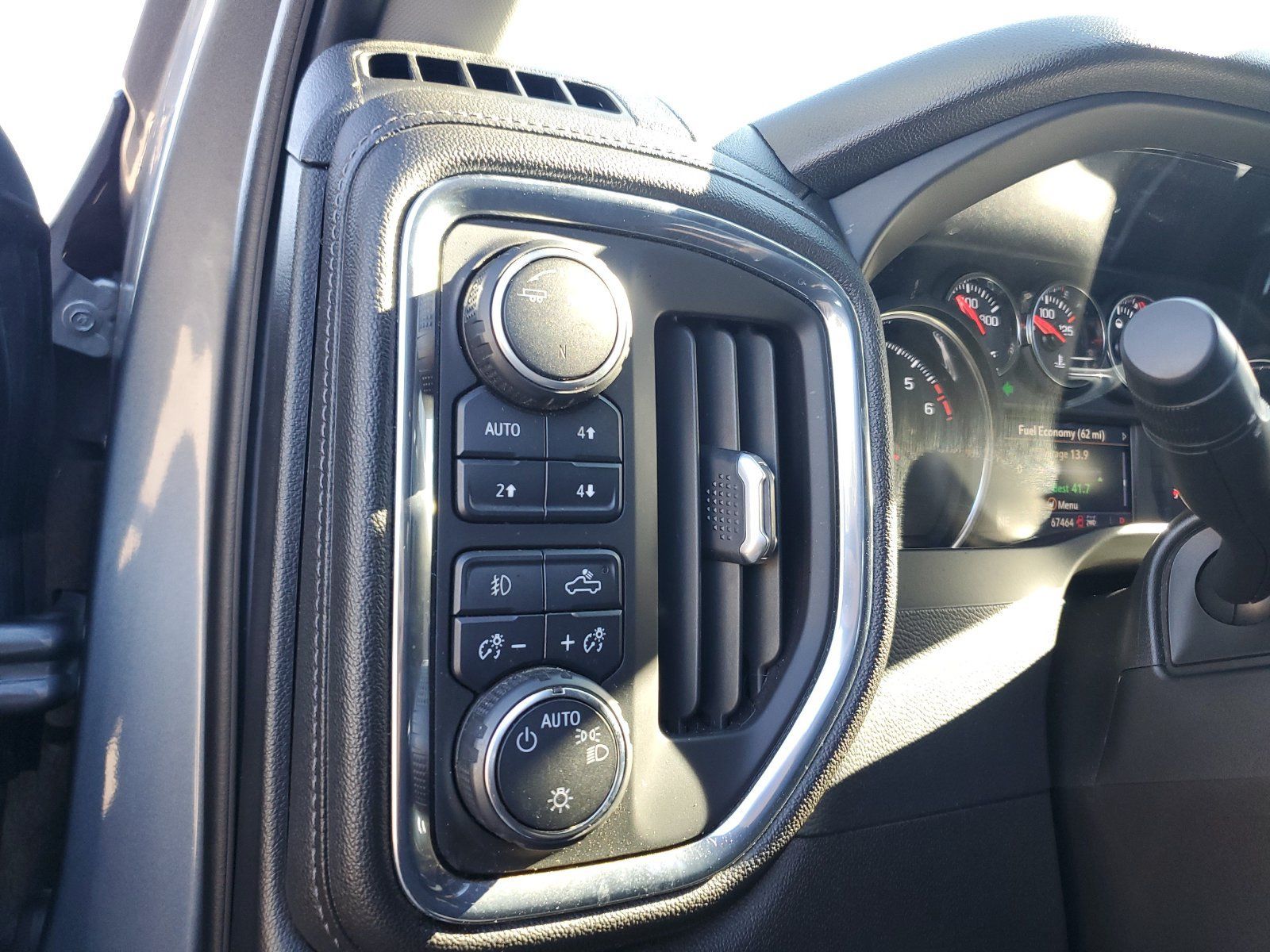 Used 2021 Chevrolet Silverado 1500 RST w/ Z71 Off-Road Package AWD/4WD image 20