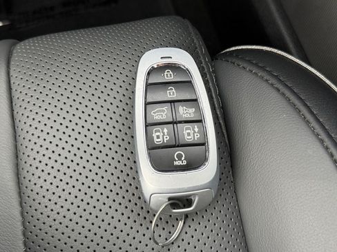 Certified 2023 Hyundai Santa Fe Limited AWD/4WD image 31