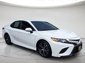 Used 2019 Toyota Camry SE w/ Carpet Mat Package FWD video 1