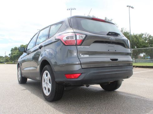 Used 2017 Ford Escape S FWD image 7