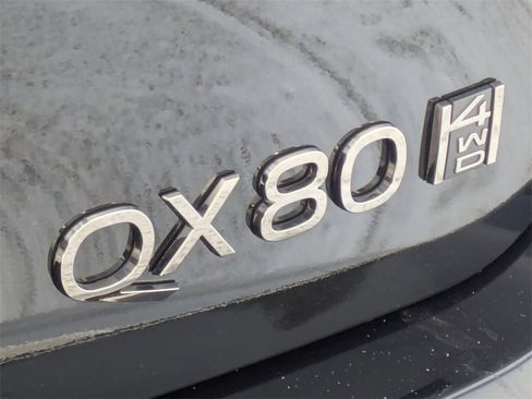 New 2026 INFINITI QX80 Autograph w/ Premium Cargo Package image 10