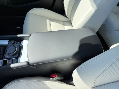 New 2026 MAZDA MAZDA3 2.5 Turbo Sedan w/Premium Plus image 14