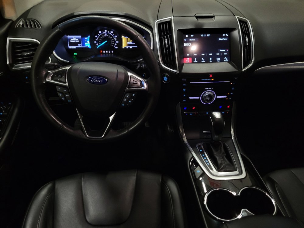 Used 2017 Ford Edge Titanium w/ Equipment Group 301A AWD/4WD image 22