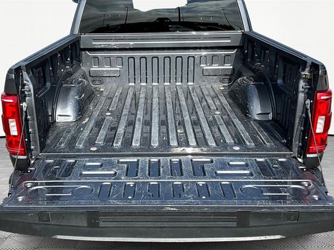 Used 2023 Ford F150 XLT image 18