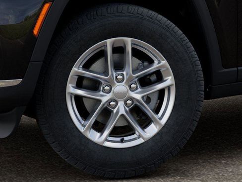 New 2026 Jeep Grand Cherokee L 4WD image 8