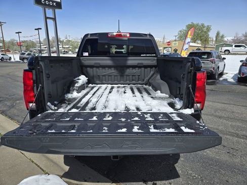 Used 2024 Chevrolet Colorado ZR2 w/ ZR2 Convenience Package III AWD/4WD image 29