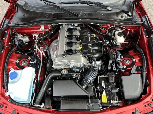 Used 2022 MAZDA MX-5 Miata RF Grand Touring w/ Weather Package image 32