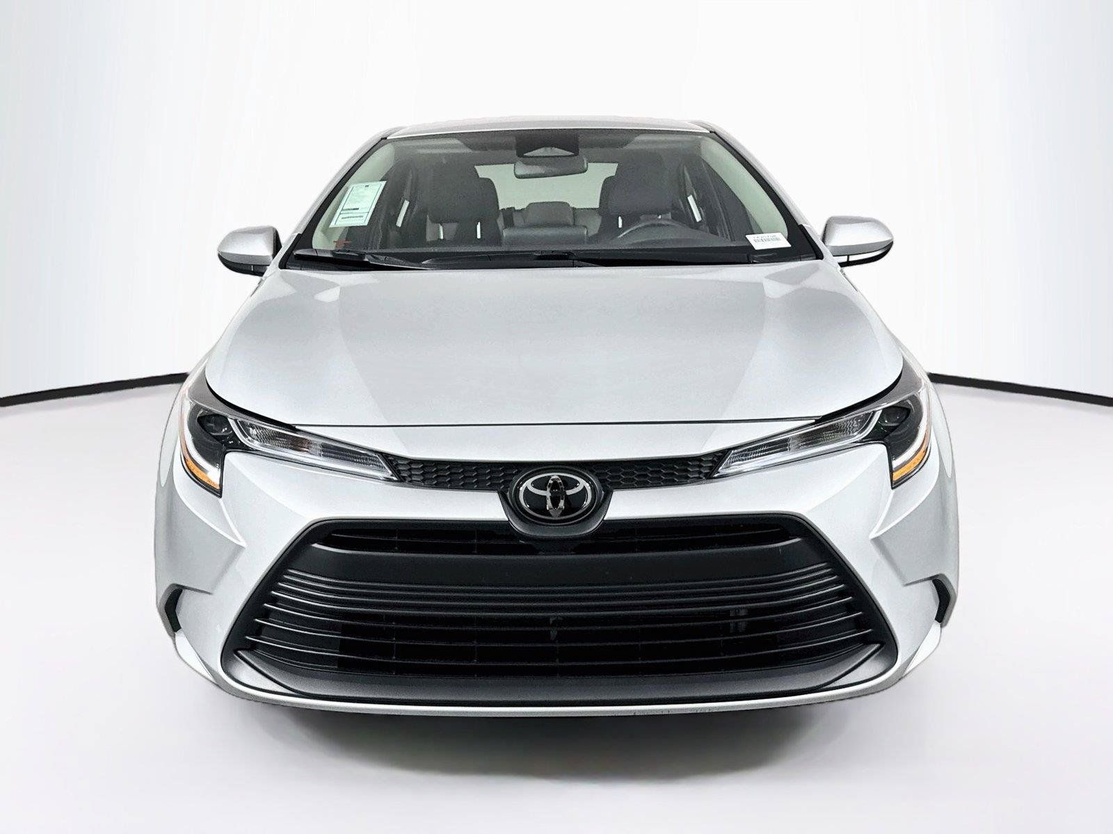 Used 2026 Toyota Corolla LE FWD image 9