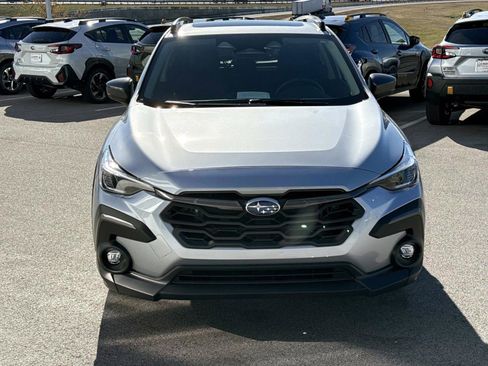 Certified 2025 Subaru Crosstrek 2.5i Limited w/ Crosstrek Mirror Package image 9