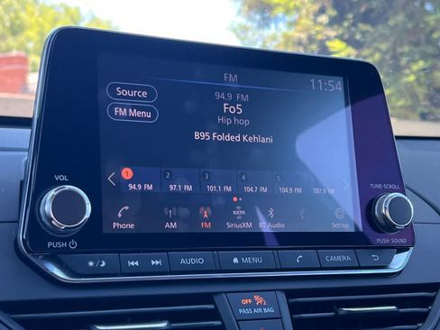 Used 2019 Nissan Altima 2.5 S FWD image 19