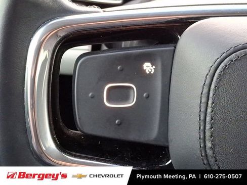 Used 2024 Lincoln Nautilus Premier AWD/4WD image 23