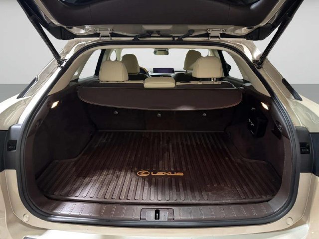 Used 2018 Lexus RX 350 AWD w/ Premium Package image 32