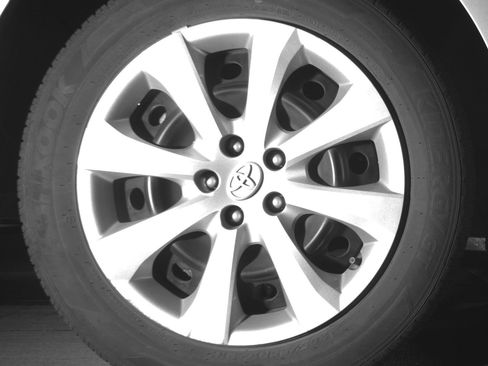 Used 2025 Toyota Corolla LE FWD image 15