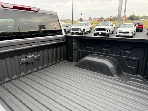 New 2026 Chevrolet Silverado 1500 LT image 23