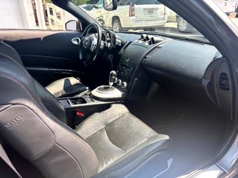 Used 2008 Nissan 350Z Touring image 37