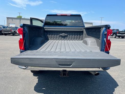 Used 2023 Chevrolet Silverado 3500 LT w/ Convenience Package AWD/4WD image 23
