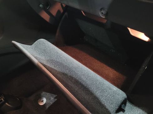 Used 2018 Jeep Grand Cherokee Altitude image 61