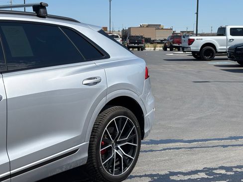 Used 2019 Audi Q8 Premium Plus w/ Premium Plus AWD/4WD image 7