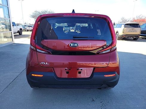 Used 2021 Kia Soul S image 6