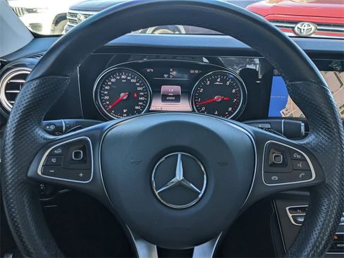 Used 2018 Mercedes-Benz E 300 image 21
