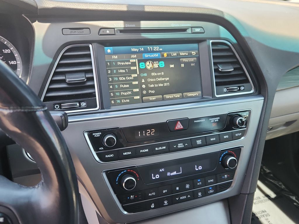 Used 2016 Hyundai Sonata Limited w/ Option Group 04 FWD image 24