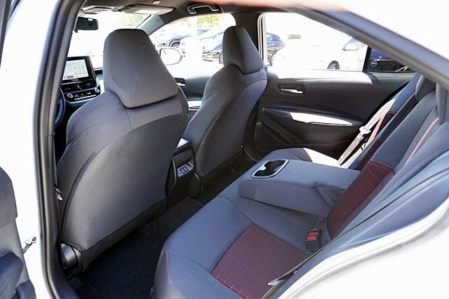 Used 2025 Toyota Corolla SE FWD image 24