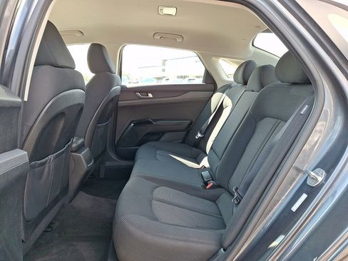 Used 2021 Kia K5 LXS image 11