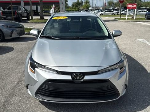 Certified 2025 Toyota Corolla LE FWD image 2