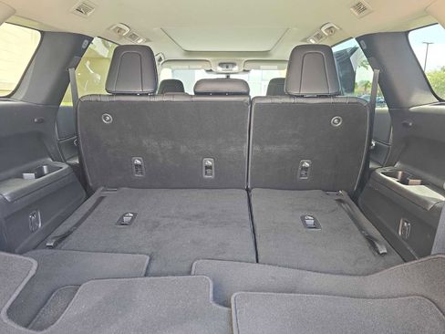 Certified 2023 INFINITI QX60 Luxe w/ Cargo Package FWD image 9