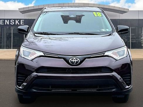 Used 2018 Toyota RAV4 LE w/ Carpet Mat Package image 3