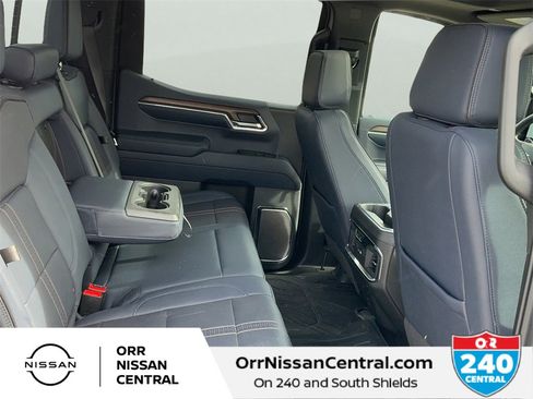 Used 2024 Chevrolet Silverado 1500 High Country w/ High Country Premium Package image 12