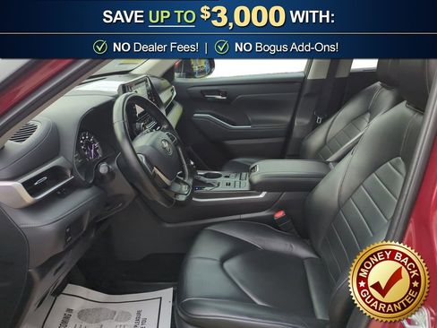Used 2022 Toyota Highlander XLE image 14