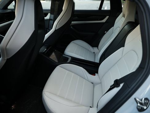 New 2026 Porsche Panamera 4 image 27